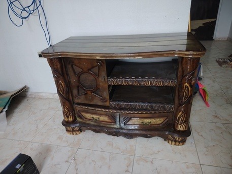 SAR 300|Sofa Set And Some House Hold Items