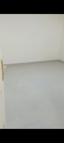 SAR 32,000/year | 5 BR | 5 BHK Apartment | Hall, Kitchen, 2 Washrooms & 2 Balconies | Near Abeer Hospital, Aziziyah