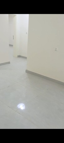 SAR 32,000/year | 5 BR | 5 BHK Apartment | Hall, Kitchen, 2 Washrooms & 2 Balconies | Near Abeer Hospital, Aziziyah