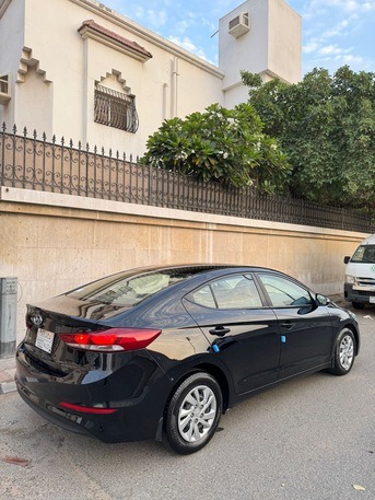 SAR 40,000 | Hyundai Elantra 2017 | Automatic | 170 KM | For Sale