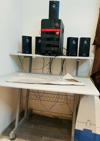 Woofer With 5 Speakers|For Sale