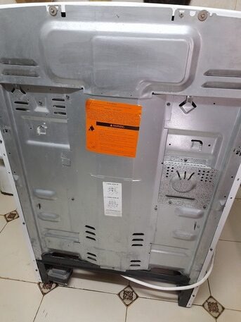 SAR 1,500 | Professional Electric Stove