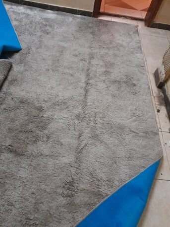 SAR 250 | Large Rug – 3 × 4 Meters