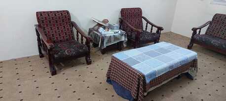SAR 250 | Wooden Shelf, Geepas Grill & Large Majlis for Sale