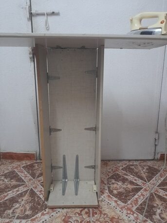 Sar 90 | Stong Iron Table