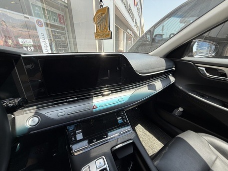 SAR 85,000 | Hyundai Grandeur (Azera) 2022 | Automatic | 58,000 KM | Full Option