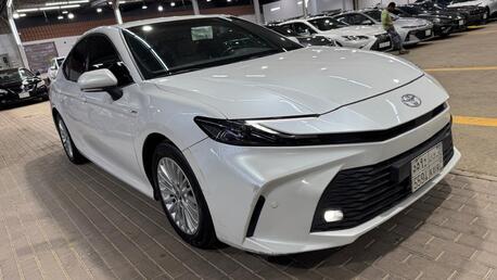 SAR 97,500 | Toyota Camry Hybrid 2025 | Automatic | 85,000 KM | HEV E Plus | Full Option