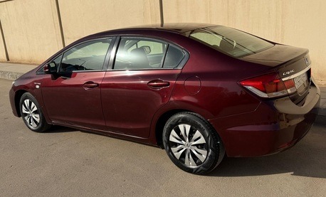 SAR 28,500 | Honda Civic 2015 | Automatic | 276,000 KM