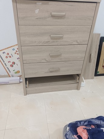 SAR 3,600 | Furniture & Electronic Items for Sale