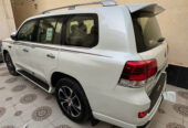 SAR 225 | Toyota Land Cruiser GXR V8 4.6L 2021 | Automatic | 142 KM | 4WD | Accident-Free | 100% Original