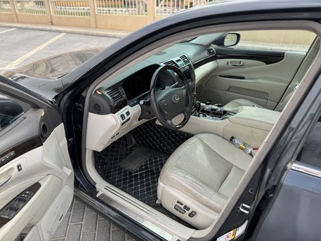 SAR 43,000 | Lexus LS 460 2007 | Automatic | 317,000 KM