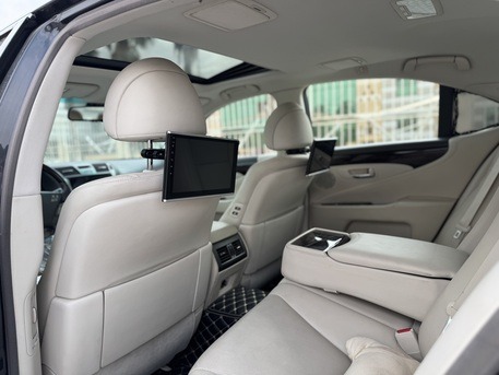 SAR 43,000 | Lexus LS 460 2007 | Automatic | 317,000 KM