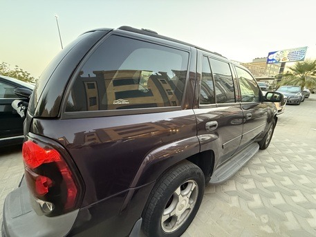 SAR 10,000 | Chevrolet Trailblazer 2009 | Automatic | 366,000 KM | For Sale