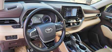 SAR 130,000 | Toyota Highlander Hybrid Limited 2022 | Automatic | Full Options | 85 KM | Personal Use