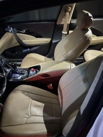SAR 30,000 | Hyundai Azera 2016 | GDI Full Option | Automatic | 380 KM