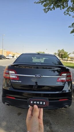 SAR 30,000 | Ford Taurus Limited 2013 | Automatic | 360,000 KM