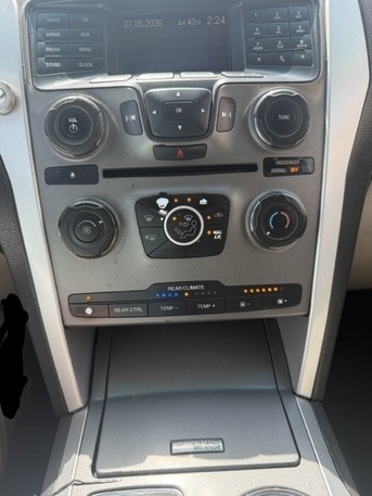 SAR 25,000 | Ford Explorer 2013 | Automatic | 483,000 KM | First Owner | Personal Use