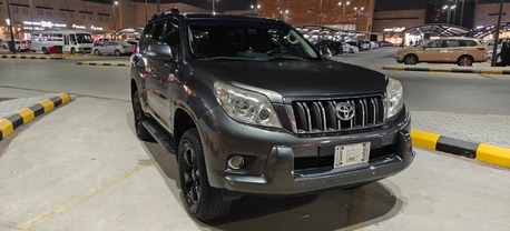 SAR 61,000 | Toyota Land Cruiser Prado 2011 | Automatic | 300 KM | Well Maintained