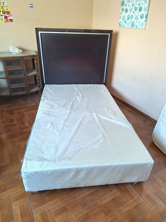 SAR 250|Single Bed With Spring Mattress