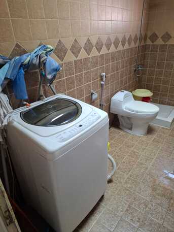 SAR 1,300 | Household Items for Sale | Electronics, Bed Sets & Sofa | House for Rent