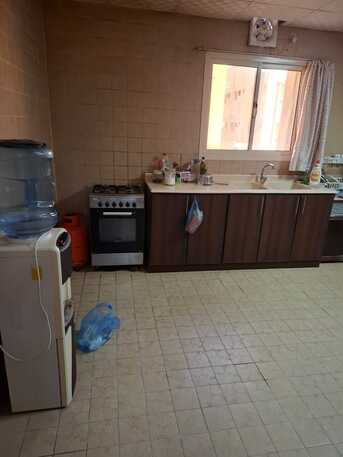 SAR 1,300 | Household Items for Sale | Electronics, Bed Sets & Sofa | House for Rent