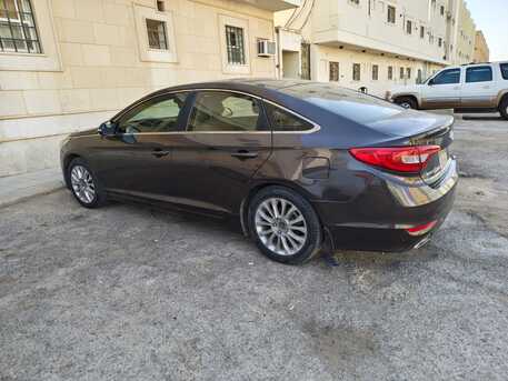 SAR 35,000 | Hyundai Sonata 2016 | Automatic | 195,000 KM | Half Full Option | Well-Maintained