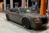 SAR 18,000 | Chrysler 300C HEMI 2006 | Automatic | 362,000 KM | Very Clean