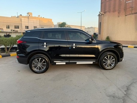 SAR 42,000 | Geely Azkarra 2023 | Automatic | 90,000 KM