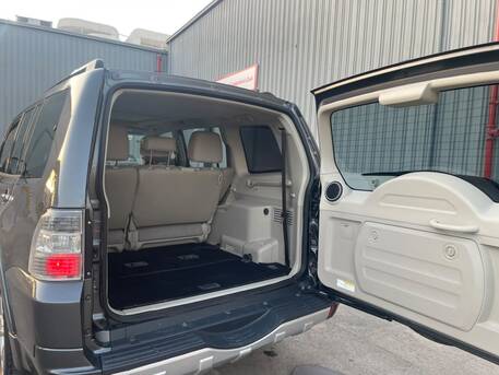 SAR 38,000 | Mitsubishi Pajero 2017 | Automatic | 385,000 KM | Full Option