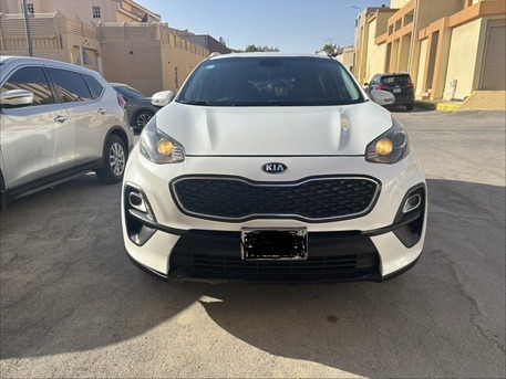 SAR 60,000 | Kia Sportage 2021 | 2.4L AWD | Automatic | 145,000 KM