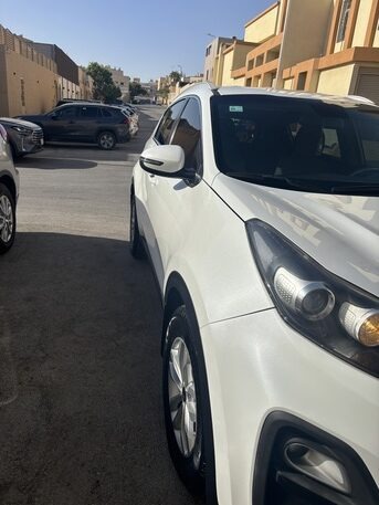 SAR 60,000 | Kia Sportage 2021 | 2.4L AWD | Automatic | 145,000 KM