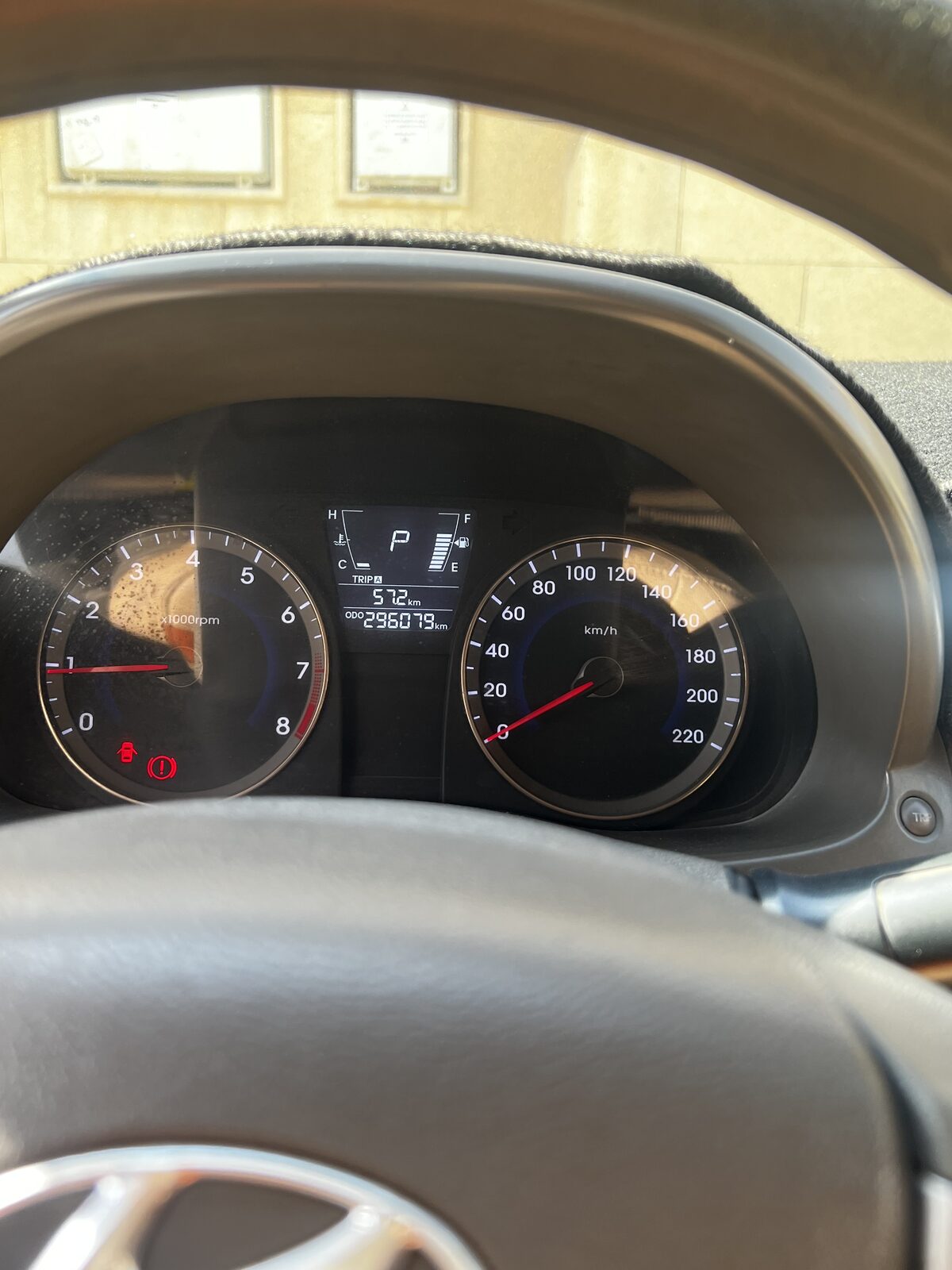 SAR 18,500 | Hyundai Accent 2015 | Automatic | 296,000 KM
