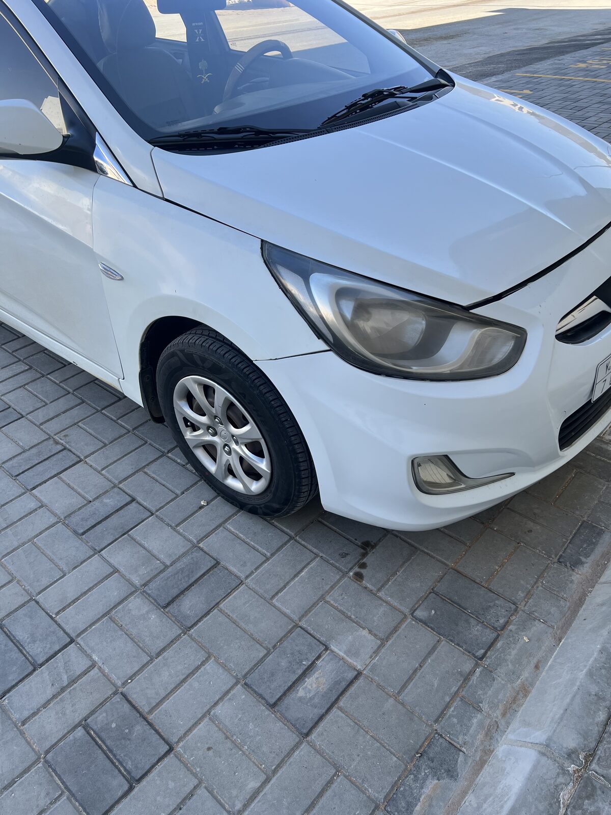 SAR 18,500 | Hyundai Accent 2015 | Automatic | 296,000 KM