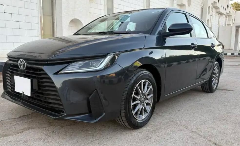 SAR 43,000 | Toyota Yaris 2023 | Automatic | 90,000 KM | Gray | Neat Condition