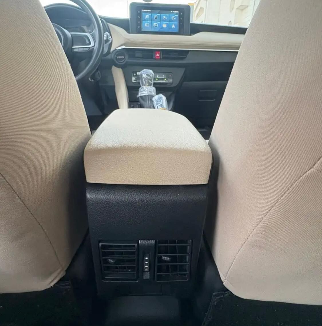SAR 43,000 | Toyota Yaris 2023 | Automatic | 90,000 KM | Gray | Neat Condition