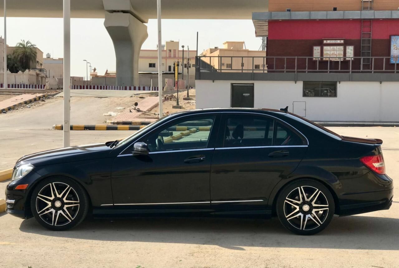 SAR 32,500 | Mercedes-Benz C250 2013 | Automatic | 175,000 KM | Well Maintained