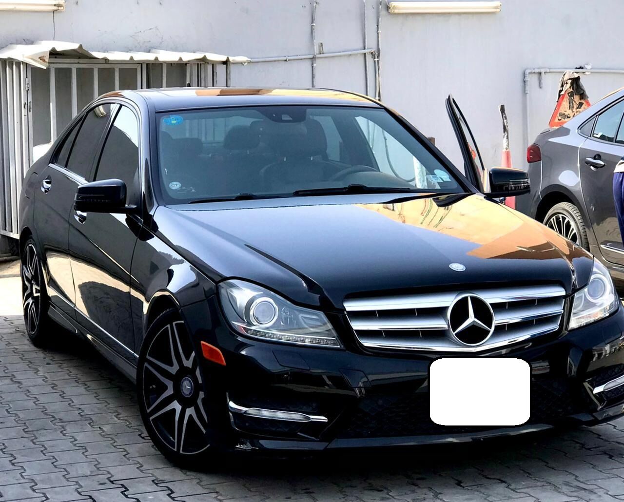 SAR 32,500 | Mercedes-Benz C250 2013 | Automatic | 175,000 KM | Well Maintained