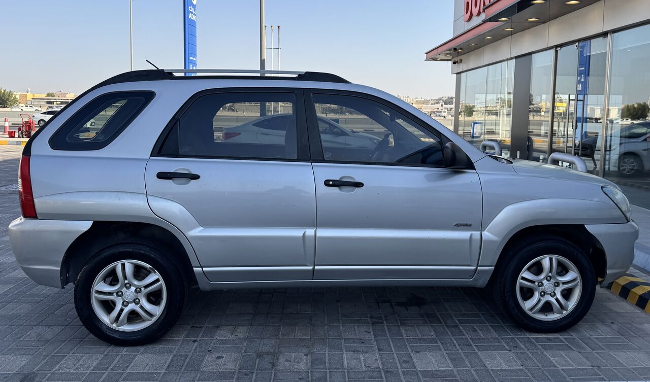 SAR 12,000 | Kia Sportage 2008 | Automatic | 481,000 KM