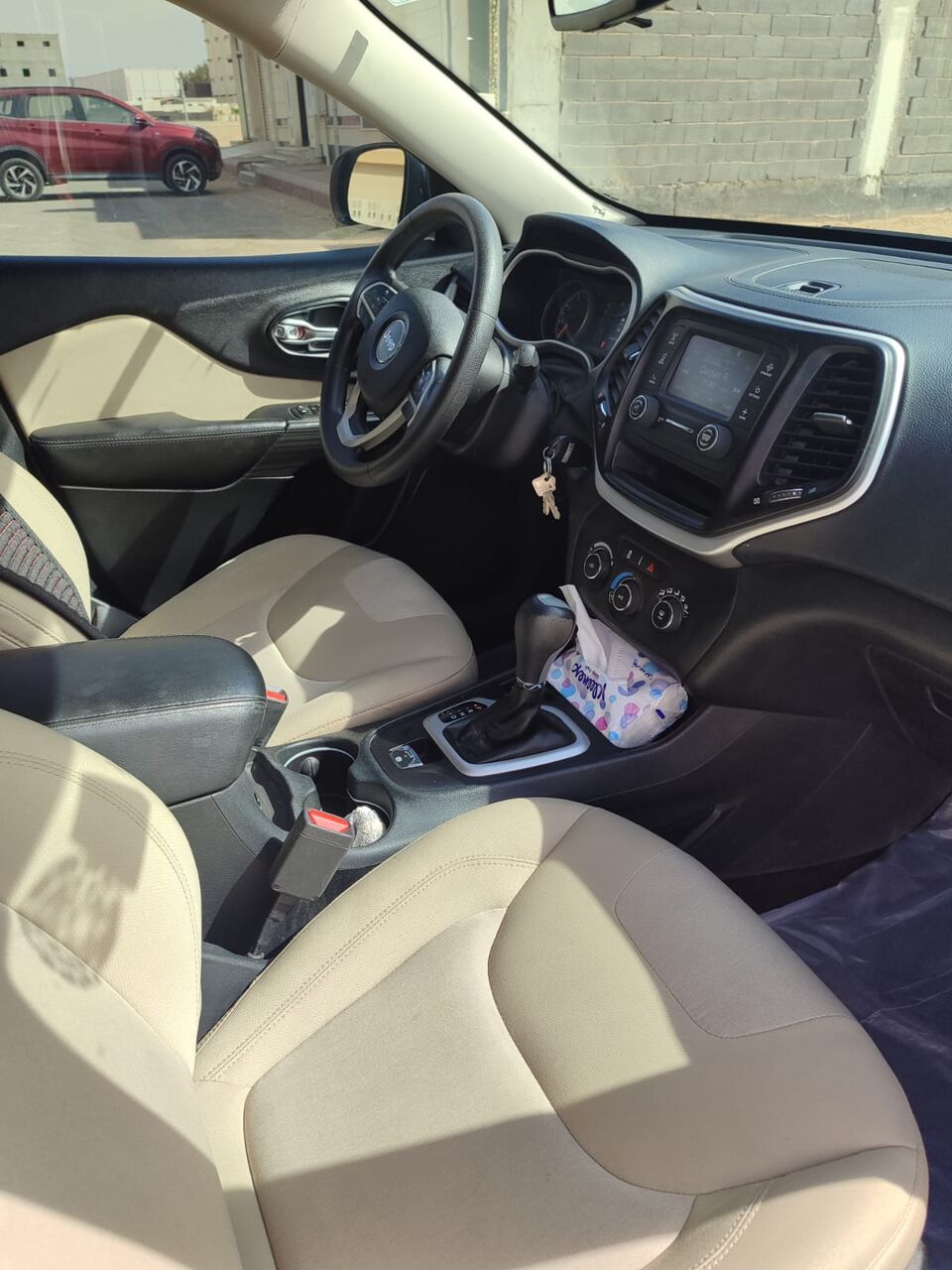 SAR 33,000 | Jeep Cherokee 2016 | Automatic | 182,000 KM
