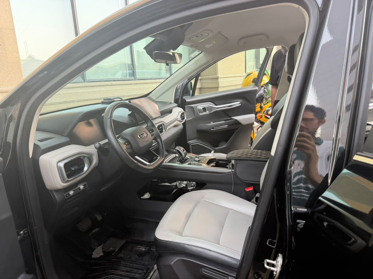 SAR 73,000 | Geely Okavango 2023 | Automatic | 61,000 KM | 7-Seater | 1st Owner