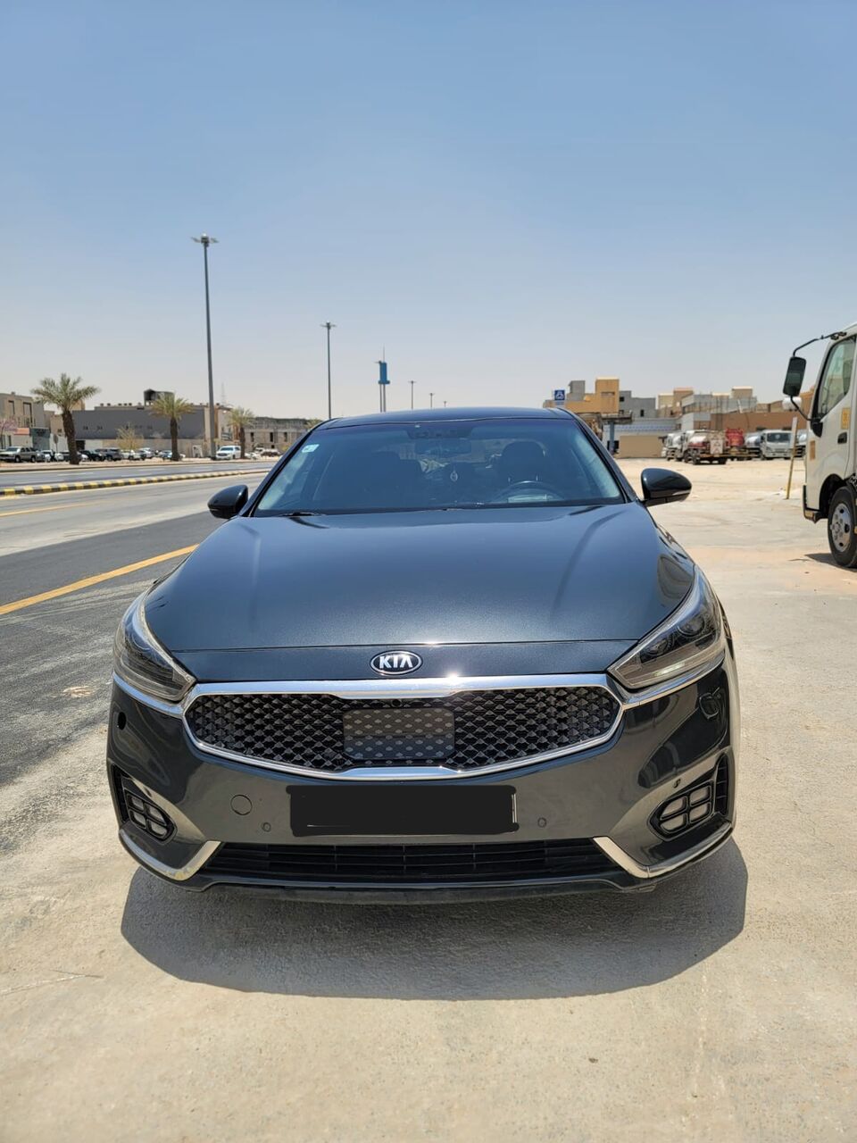 SAR 39,000 | Kia Cadenza 2017 | Automatic | 171,000 KM | Full Option | Panorama | Accident-Free