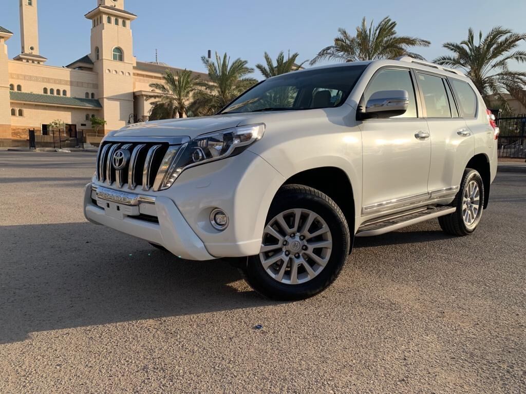 SAR 125,000 | Toyota Land Cruiser Prado VXR 2016 | Full Option | Automatic | 153,000 KM | 6-Cylinder