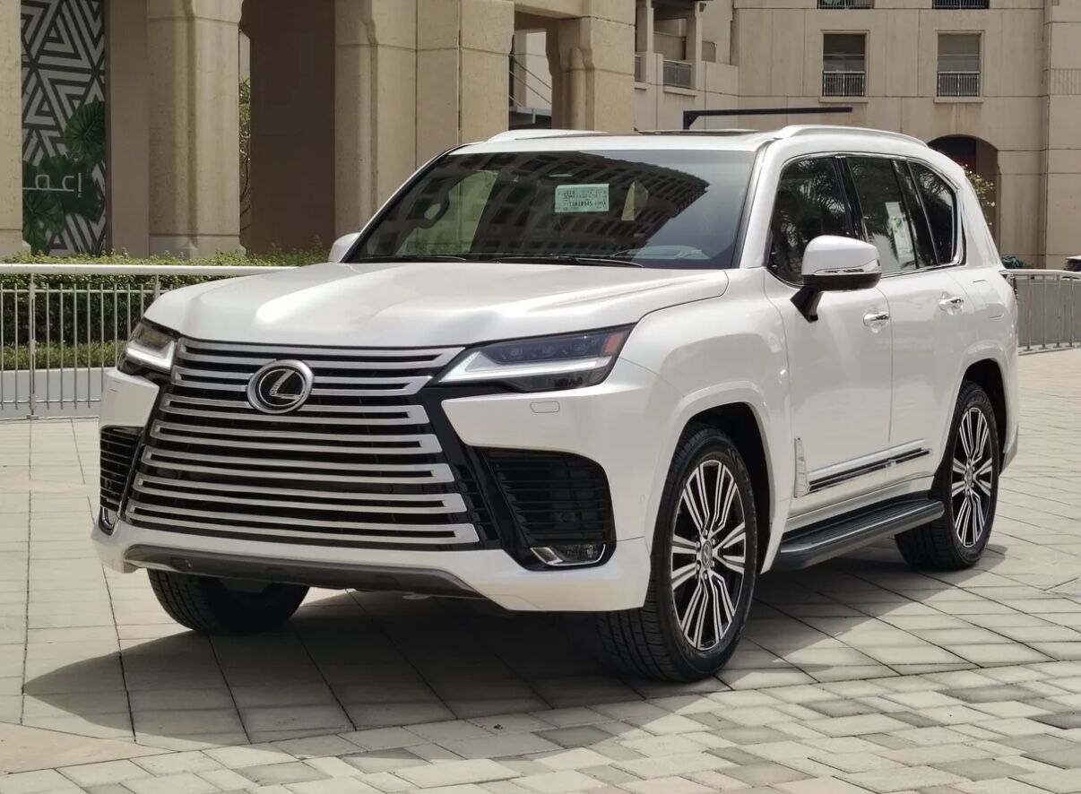 SAR 560,000 | Brand New Lexus LX 700h 2026 | Automatic | 1,445 KM