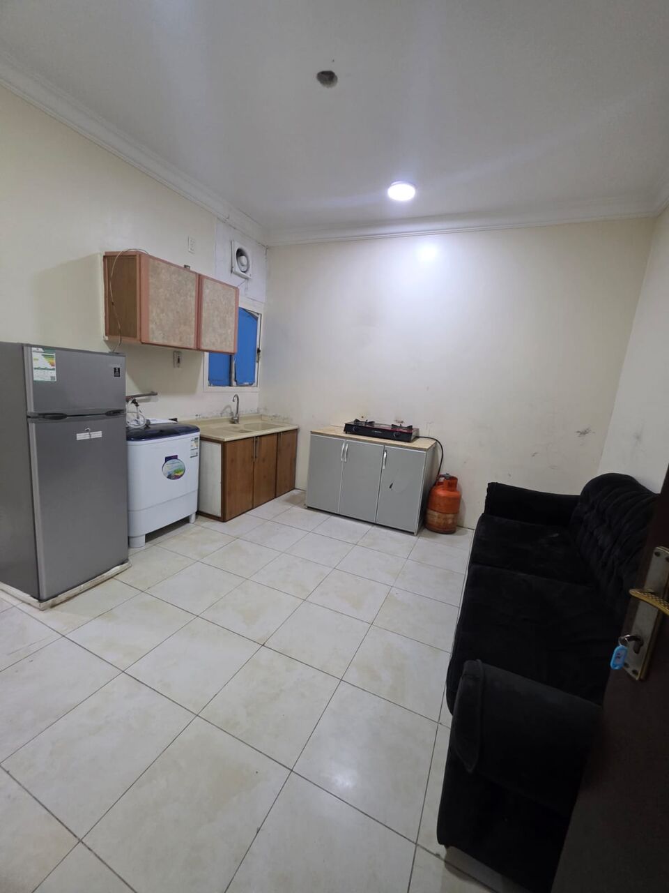 SAR 1,600/Month | Furnished 1-Bedroom Apartment | 1 Bathroom | Living Room | Kitchen