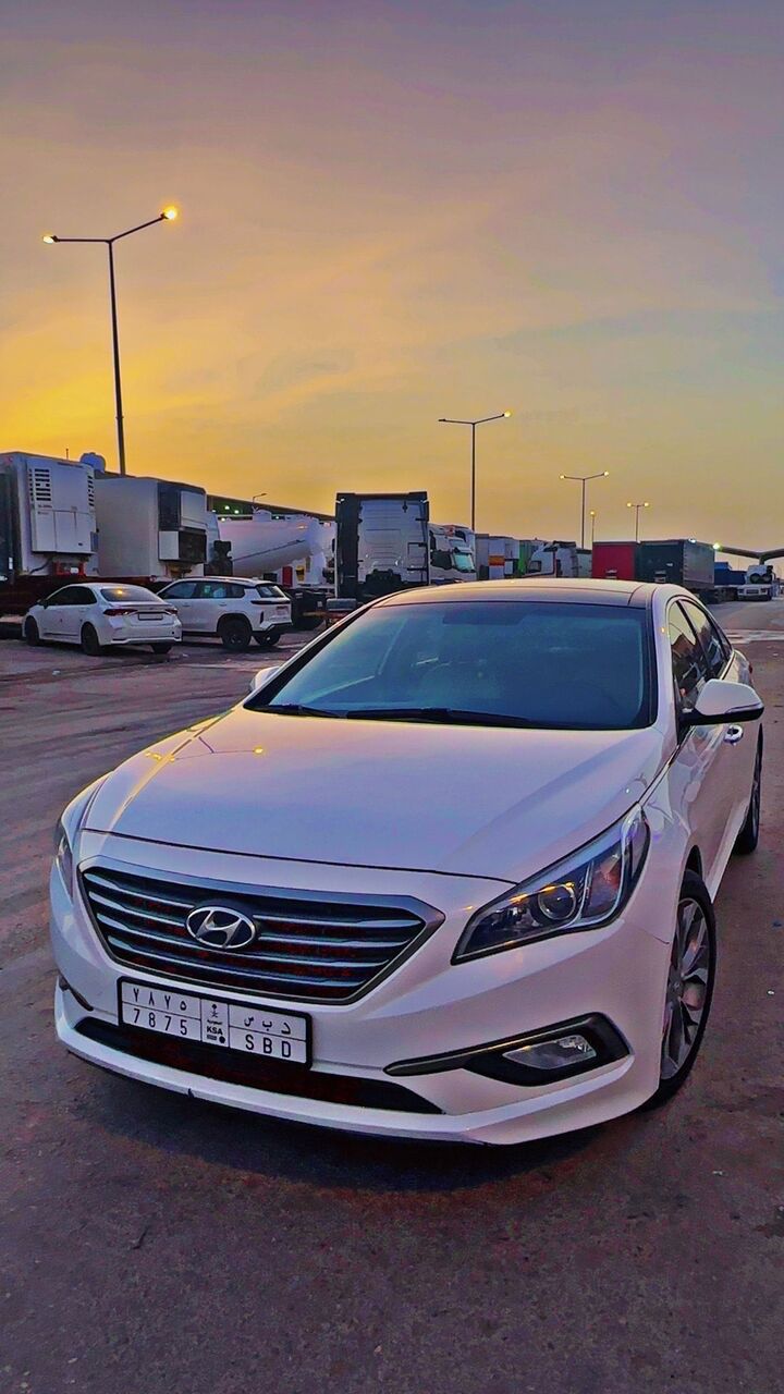 Hyundai Sonata 2.4L 2017 | Automatic | 470,000 KM | Price to Verify