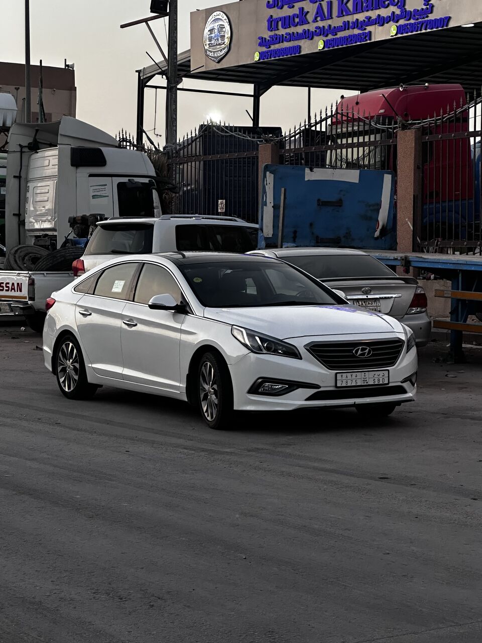 Hyundai Sonata 2.4L 2017 | Automatic | 470,000 KM | Price to Verify