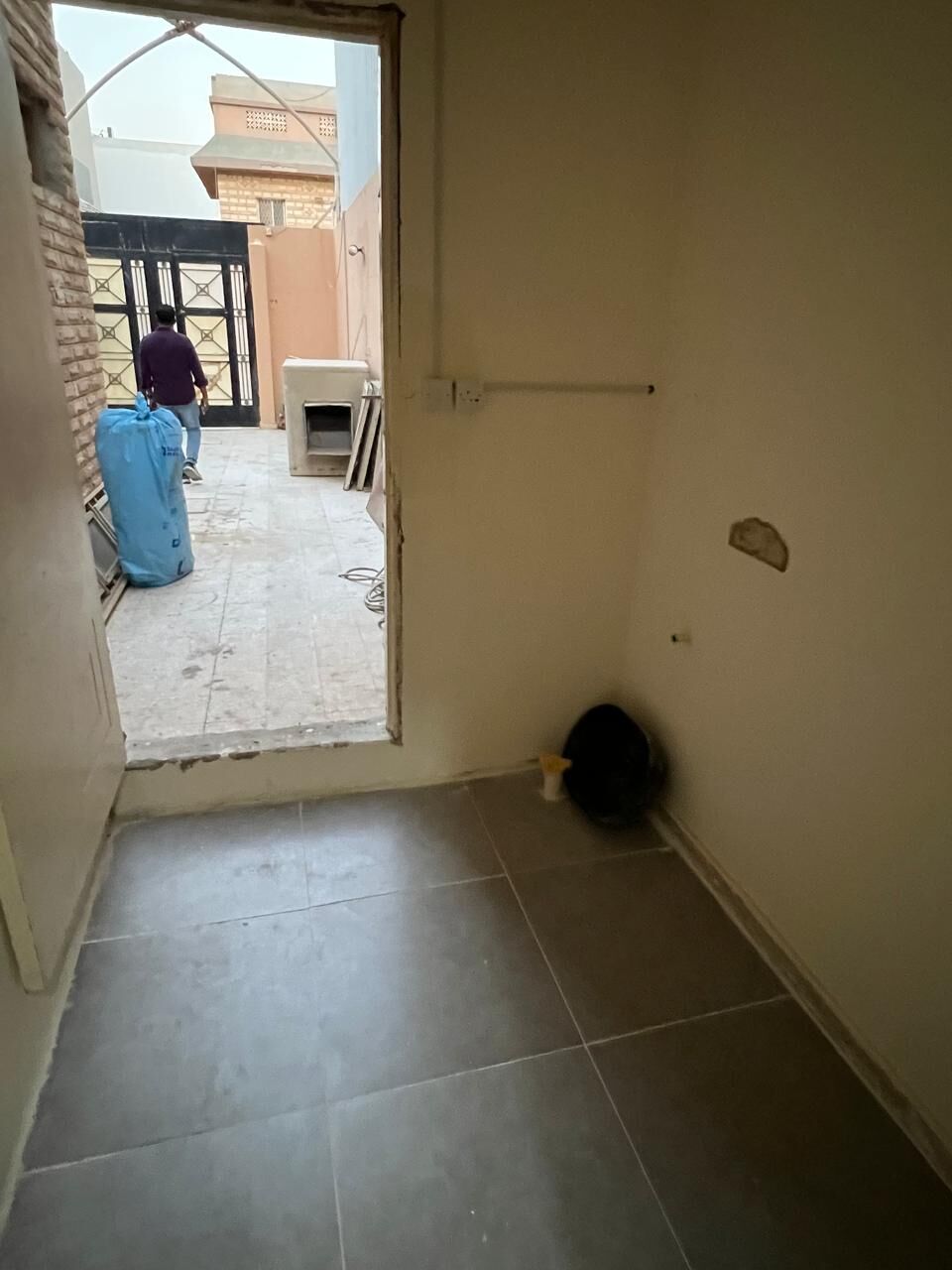SAR 13,000/Month | 1-Bedroom Flat in a Villa | Kitchen & Private Toilet