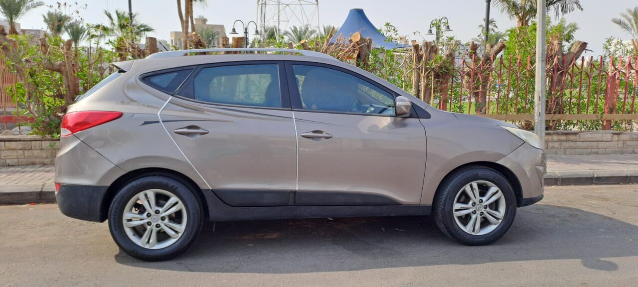 SAR 25,000 | Hyundai Tucson 2012 | Automatic | 194,000 KM