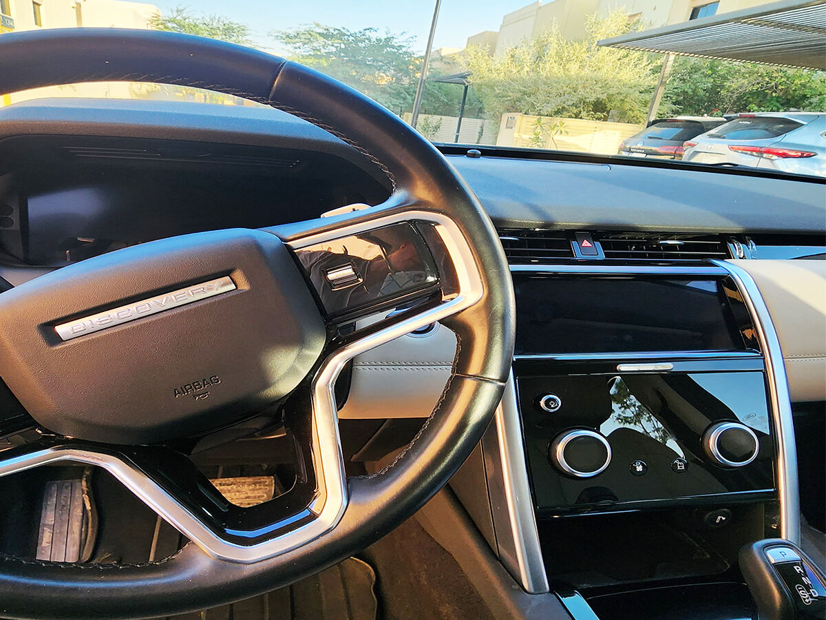 SAR 146,000 | Land Rover Discovery Sport SE 2021 | Automatic | 110,000 KM