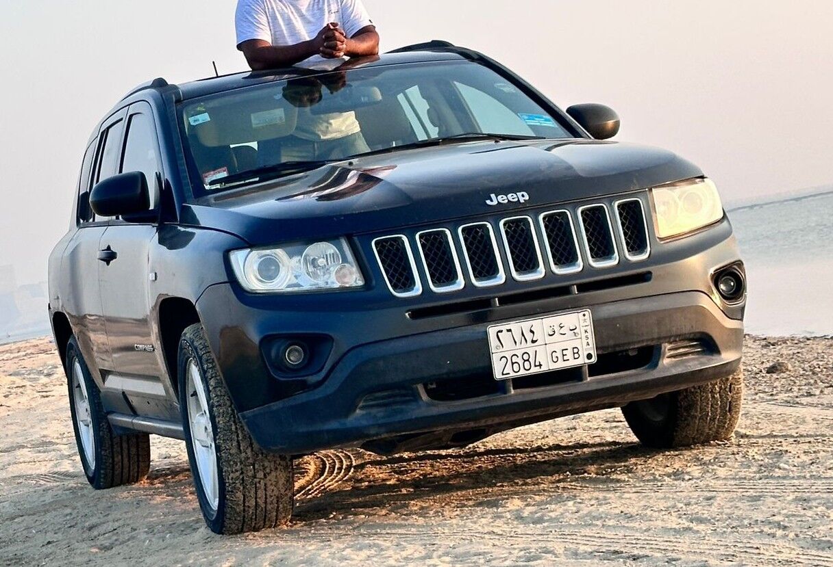 SAR 10,000 | Jeep Compass 2011 | Automatic | 281,000 KM | Urgent Sale